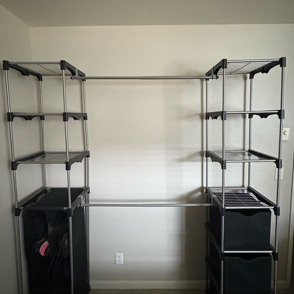 Adjustable Metal Closet Rod Organizer in Black and Silver